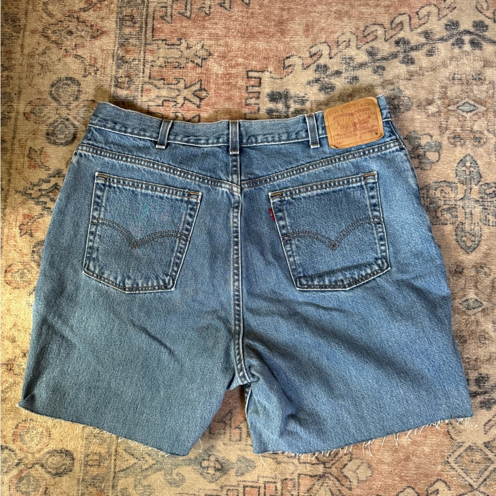 Vintage Levi 550 Jeans/Denim shorts (long)